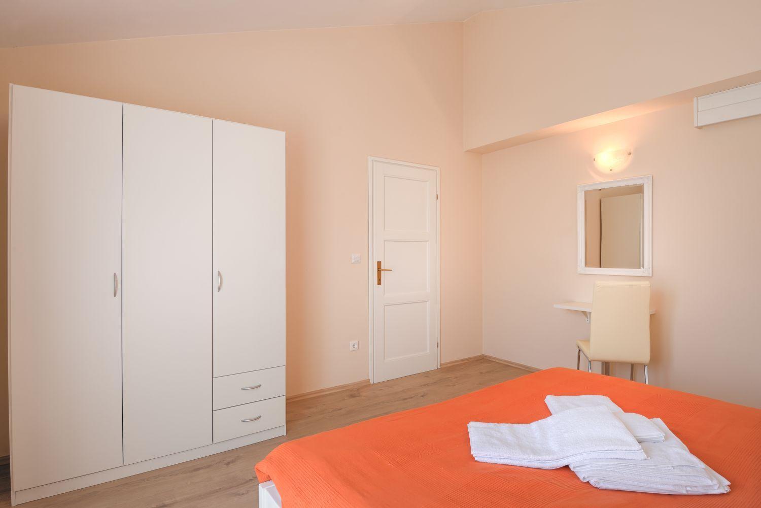 Bezauberndes Mit Grossem Pool, Privatem Balkon, Bbq, Nur 800 Meter Zum Apartment